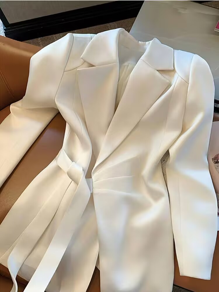 جاكيت نسائي جديد لخريف 2026 بت - مراجعة Vintage Trench Coat وسعره