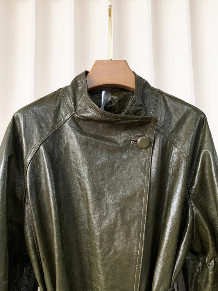 معطف نسائي كلاسيكي طويل متوسط  - مراجعة Vintage Trench Coat وسعره