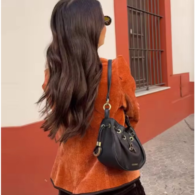 جاكيت بليزر مخملي بياقة قائمة  - مراجعة Velvet Blazer Vintage وسعره
