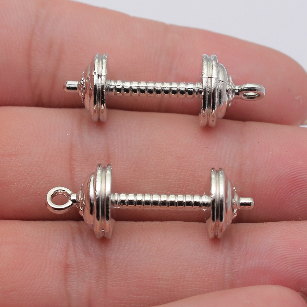 قلادة على شكل دمبل من سبيكة ال - مراجعة Vintage Fashion Jewelry Necklaces وسعره