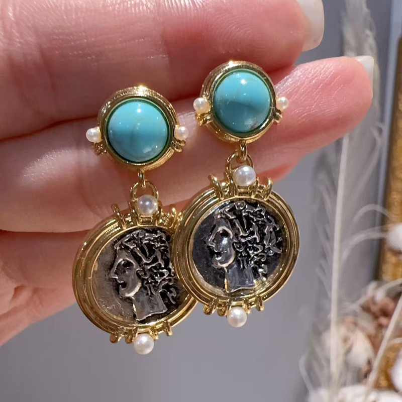 أقراط متدلية عتيقة الطراز بالل - مراجعة Vintage Fashion Jewelry Brands وسعره