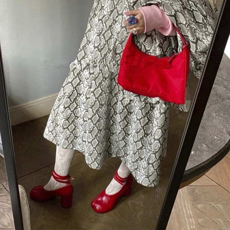 أحذية نسائية عصرية لربيع 2026  - مراجعة Vintage Fashion Ladies وسعره